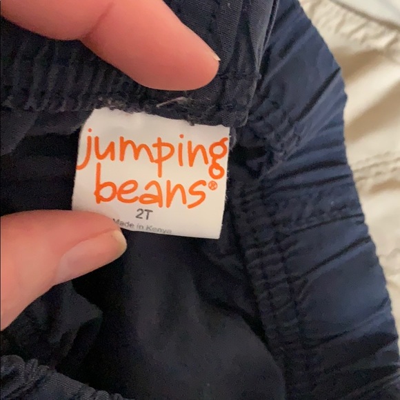 4 pairs of 2T shorts - Picture 2 of 3